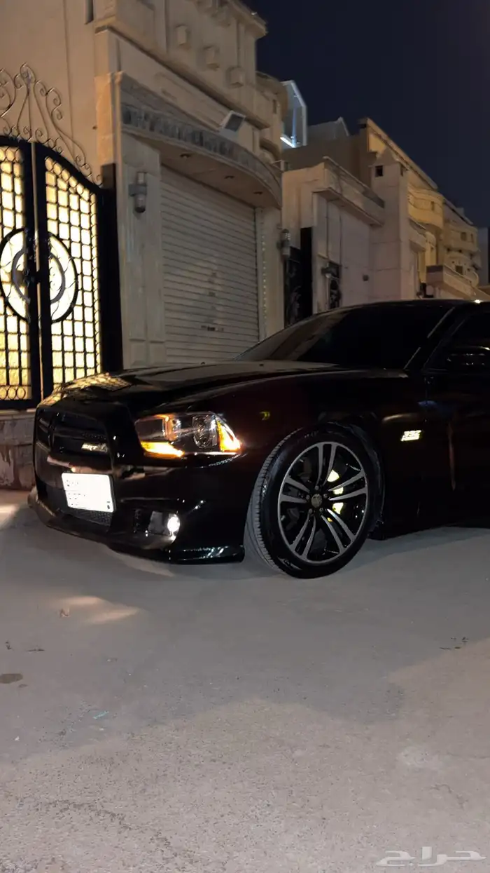 تشارجر super bee srt 2013 5