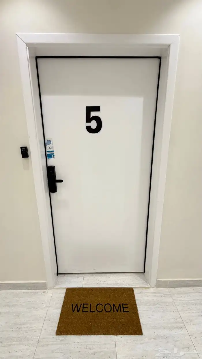 استوديو فاخر بدخول ذاتي لتأجير اليومي والشهري 14