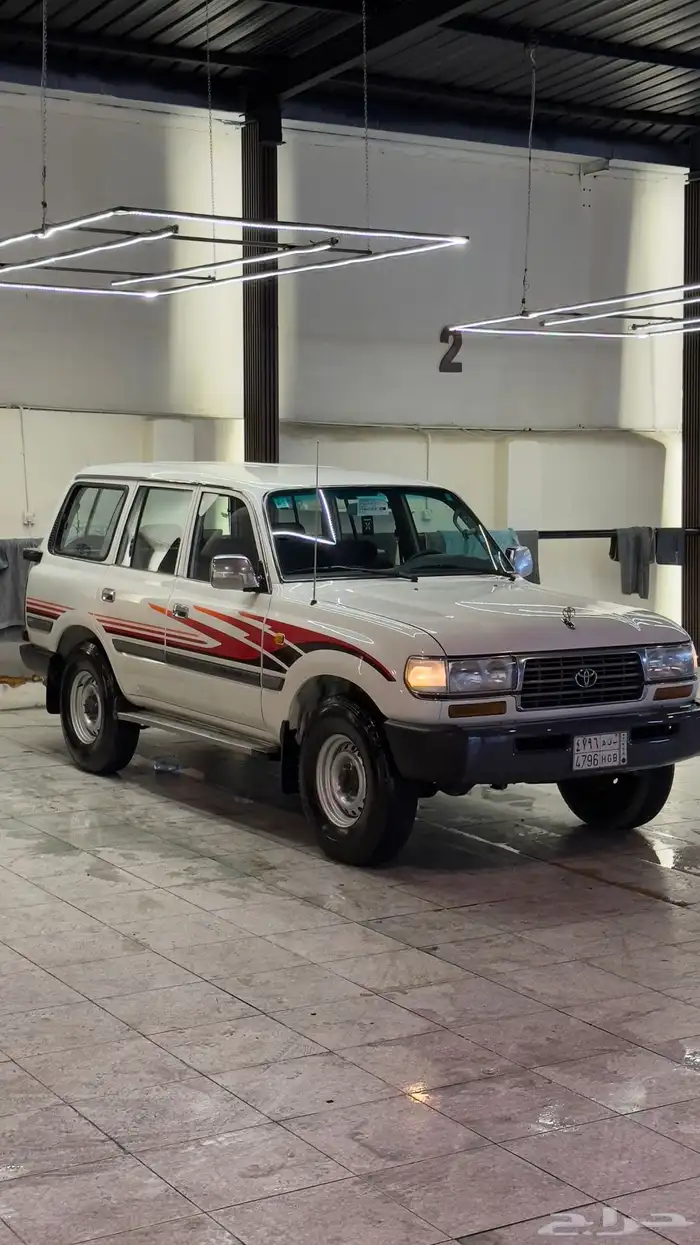 1997جيب لاندكروزر صالون 3