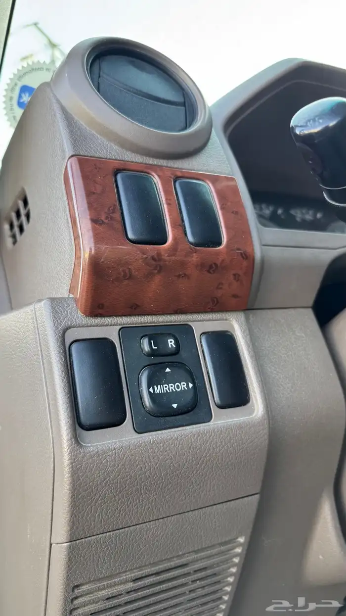 للبيع شاص مخزن ممشى قليل 30