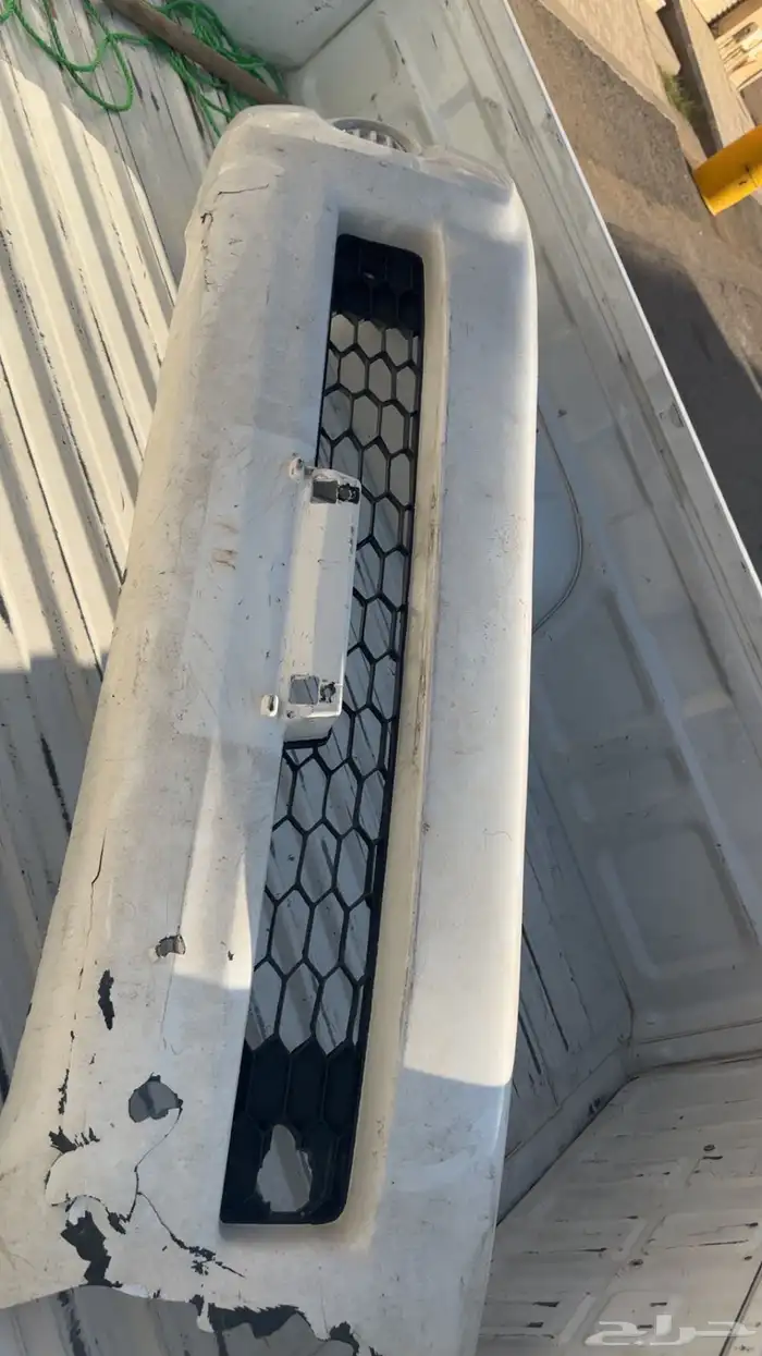 اغراض هايلوكس 2