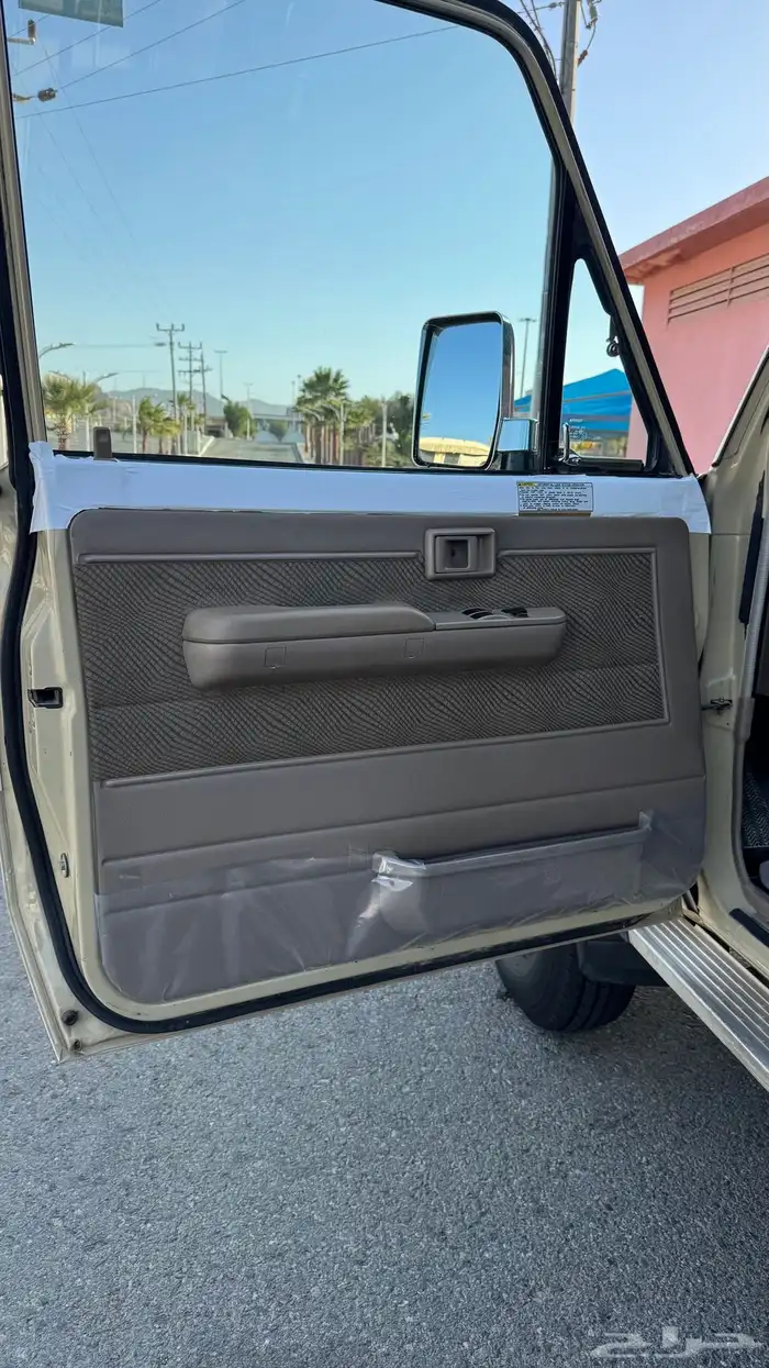 للبيع شاص مخزن ممشى قليل 26