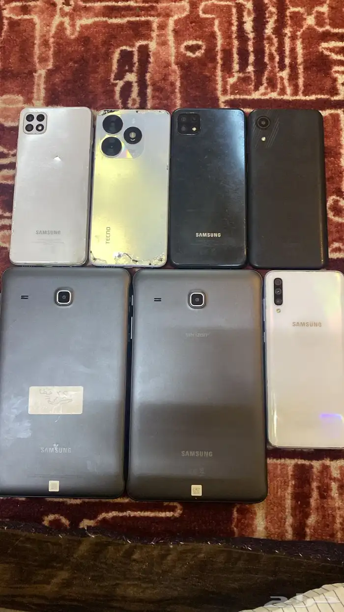 للبيع جوالات جالكسي وآيفون وتابلت 5