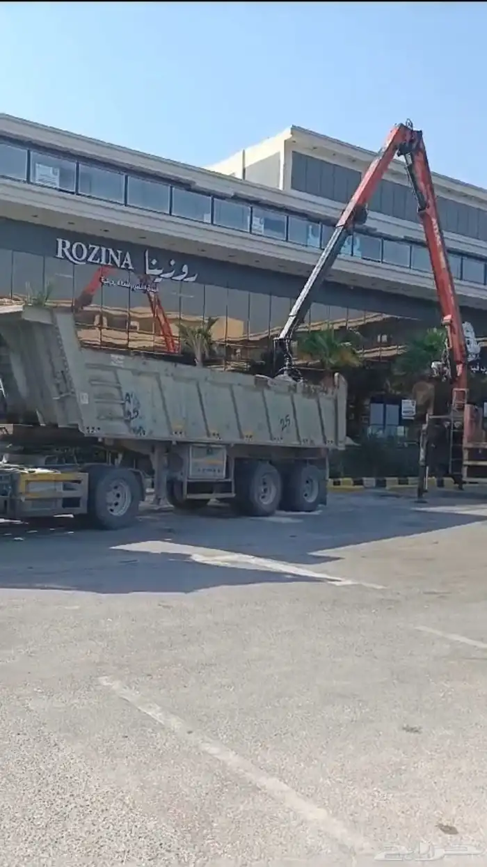 كرين لرفع الرمل ومواد البناء كباش رمل للإيجار 4