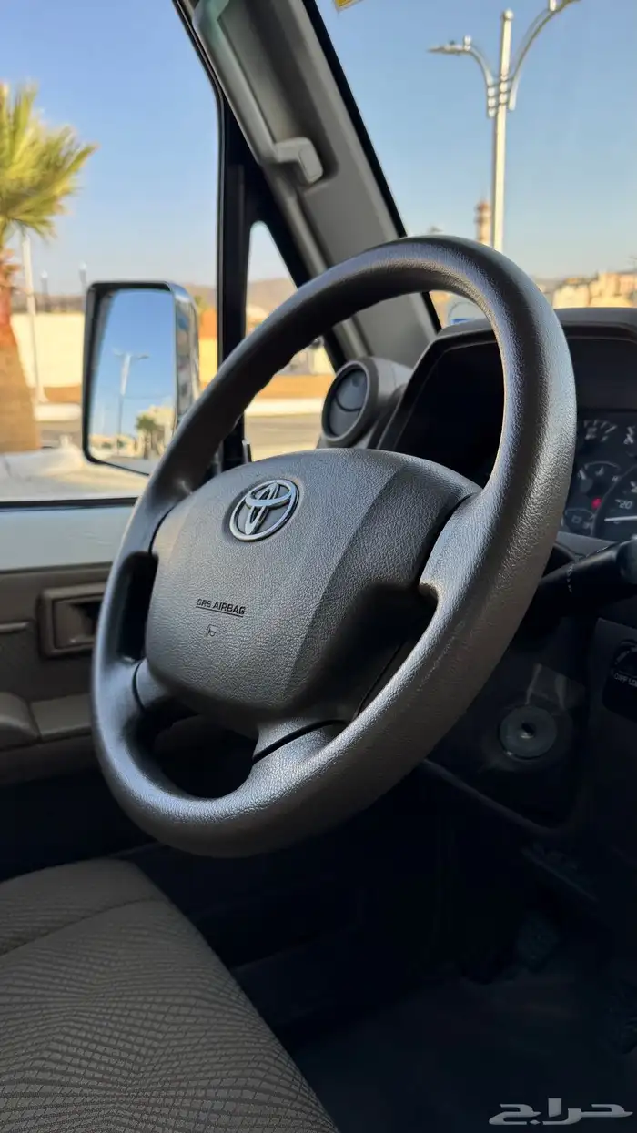 للبيع شاص مخزن ممشى قليل 38