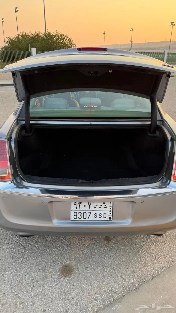 كرايزلر c300 موتر في قمه النظافه 22