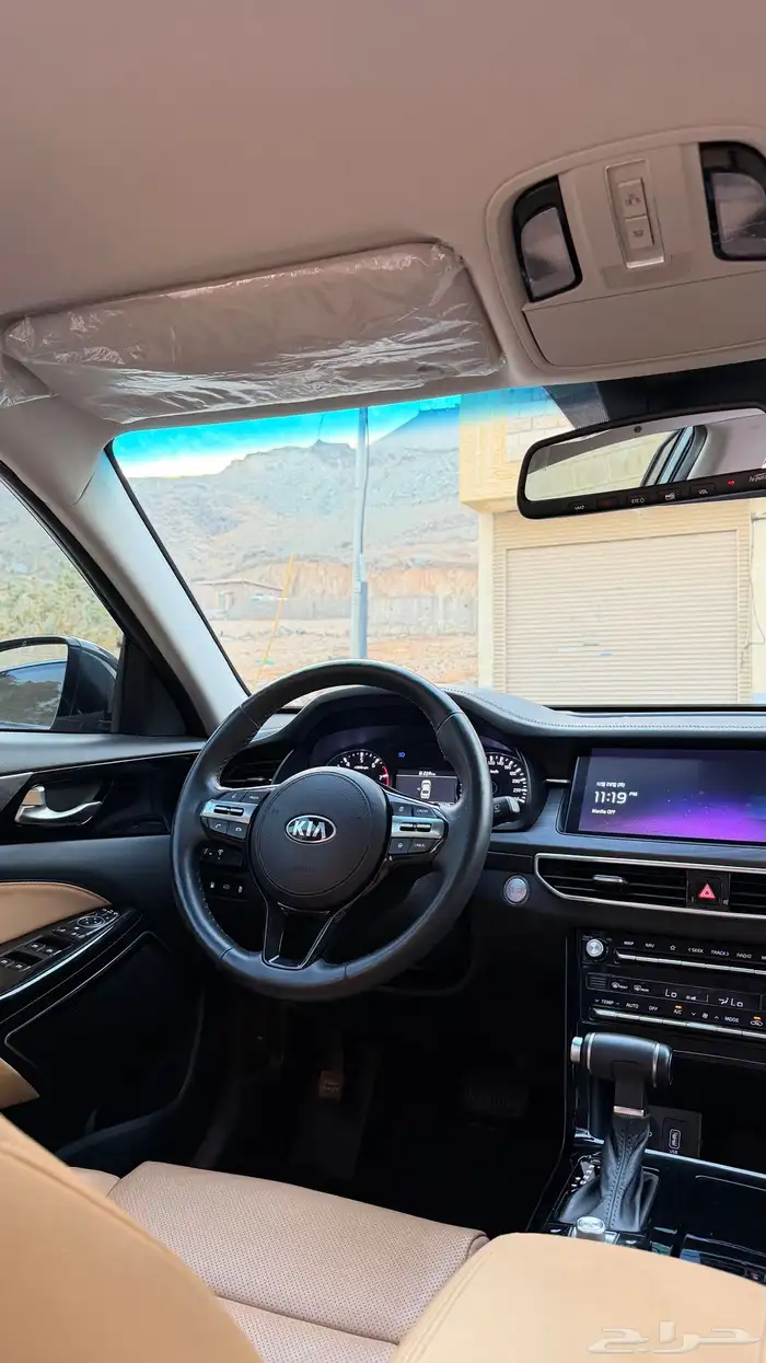 كيا كادينزا 2020 ( بنزين 4V ) نص فل بحالة الوكالة 15