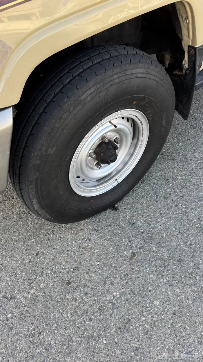 للبيع شاص مخزن ممشى قليل 4