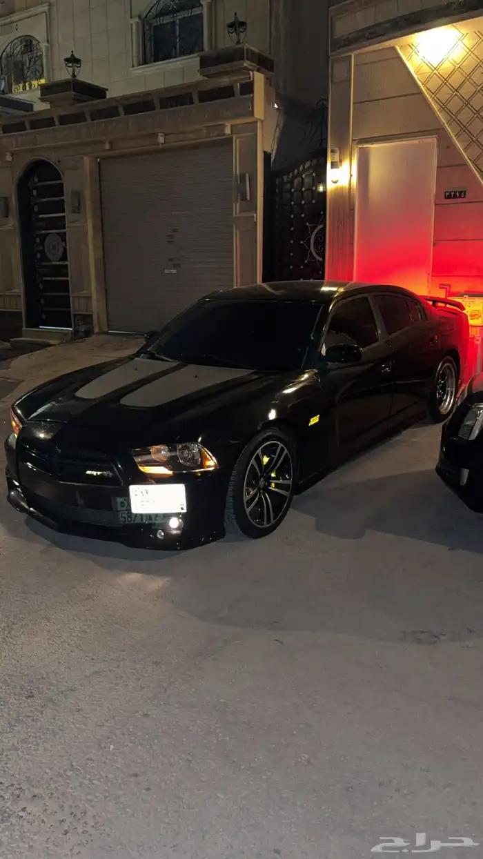 تشارجر super bee srt 2013 1