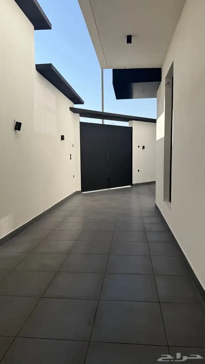 فلل بتصميم مميز الشرفية 3