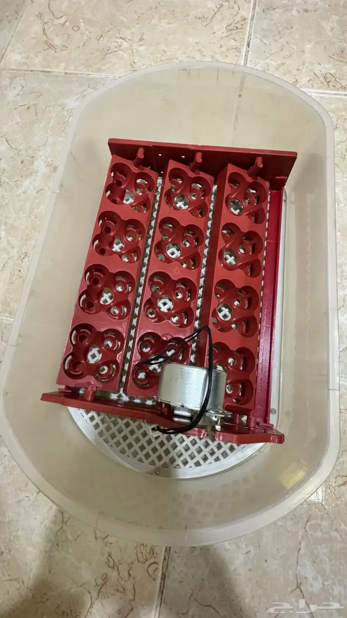 فقاسة بيض اوتوماتيك صغيرة 12 بيضه 6