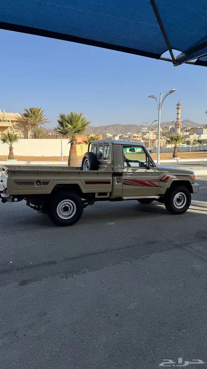 للبيع شاص مخزن ممشى قليل 0