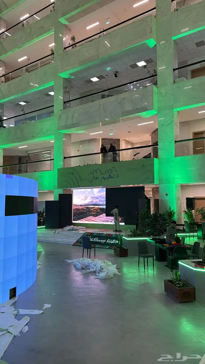 تنظيم بوثات شاشات عرض عملاقه وتفاعليه 20