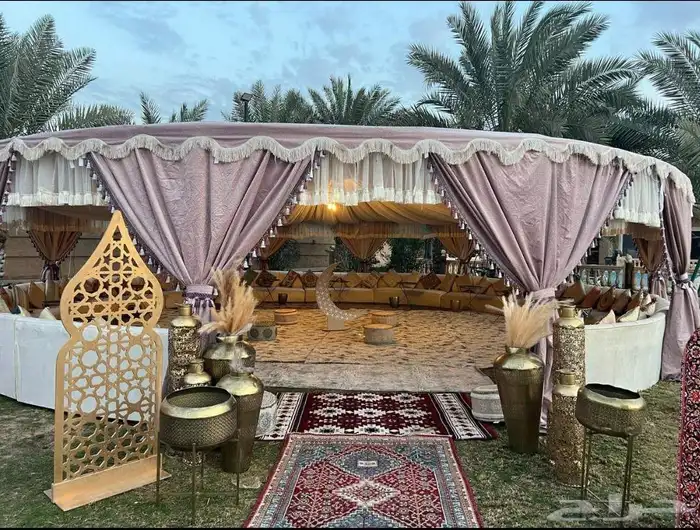تنسيق  جلسات  مدخل  طاولات  كراسي  زفاف  خيام  شاشات  إضاءة 6