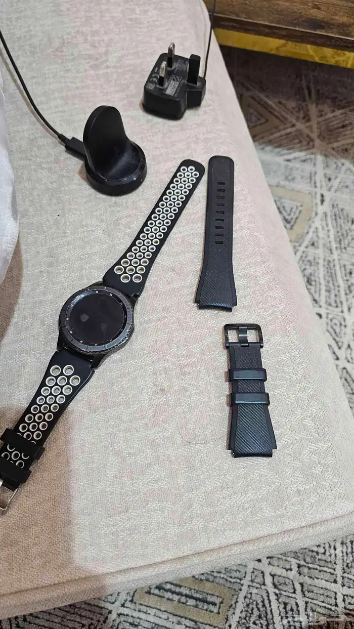 ساعة سامسونج S3 0