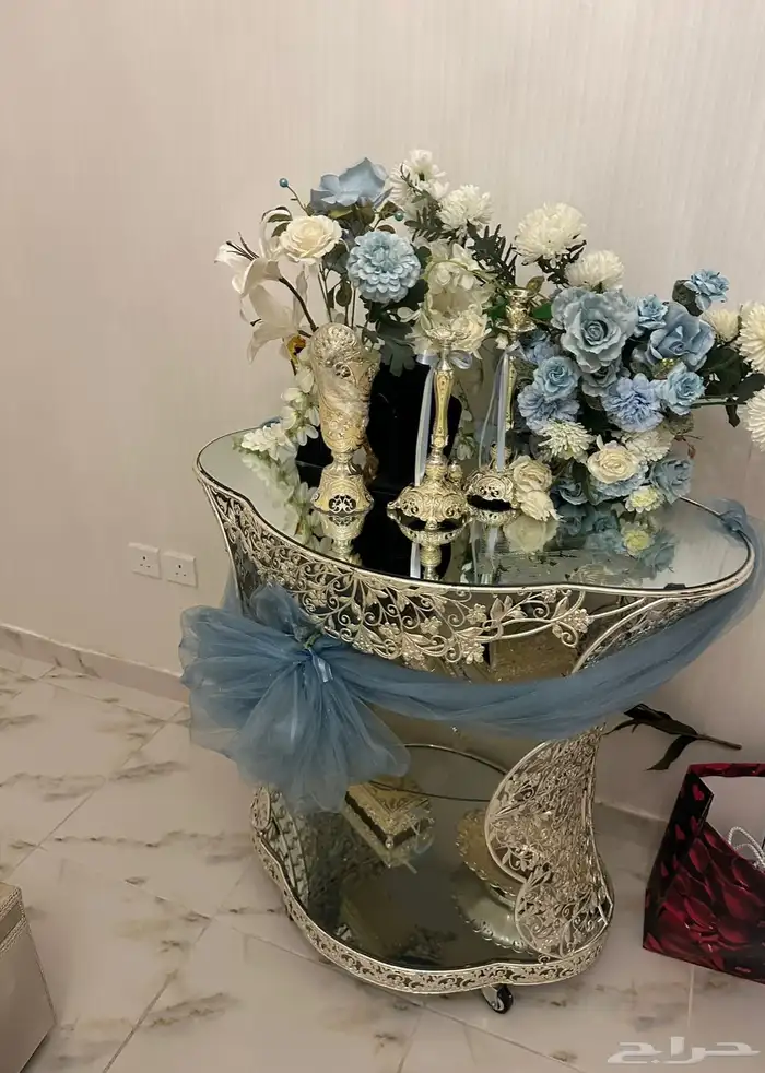 عربية ملكة 0