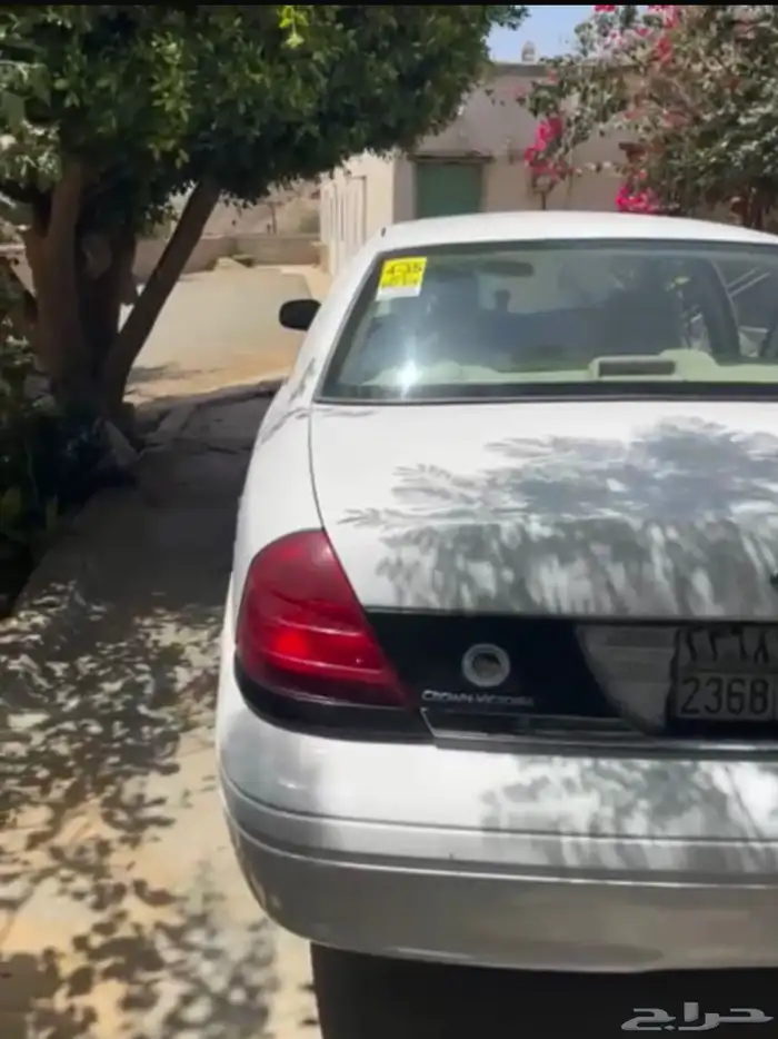 فورد بوليسي 2011 5