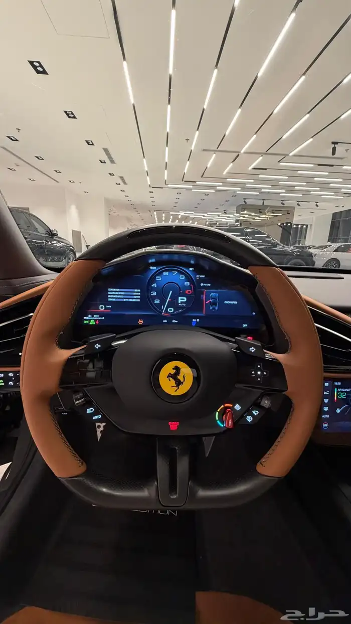 Ferrari 12 Cilindri 2025 12