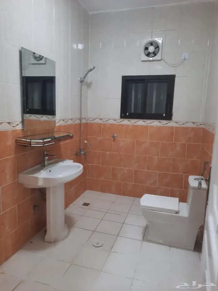 شقة حي النزهه 5 غرف 3