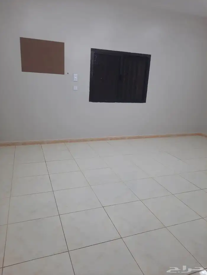 شقة حي النزهه 5 غرف 0