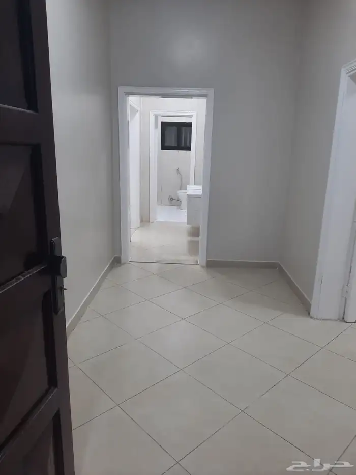 شقة حي النزهه 5 غرف 5