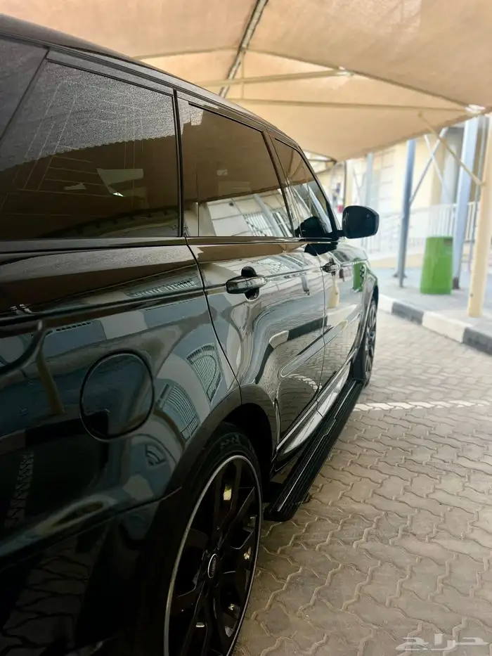 رنج روفر سبورت خليجي 2021 موجودة بدبي 9