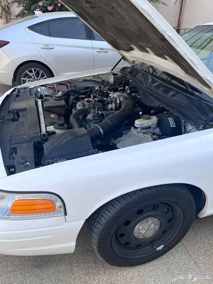 فورد بوليسي 2011 2