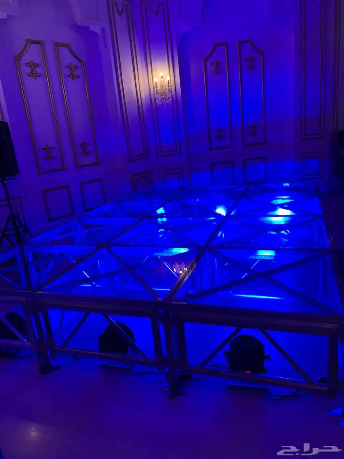 تأجير شاشات عرض مسارح قزاز وخشب. سماعات. اضاءه اترأس 1