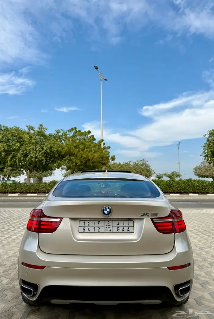 بي ام X6 مديل 2013 قمة بالنضافة 3