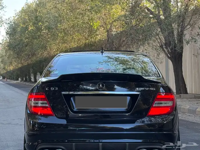 للبيع مرسيدس c63 2010 AMG 5