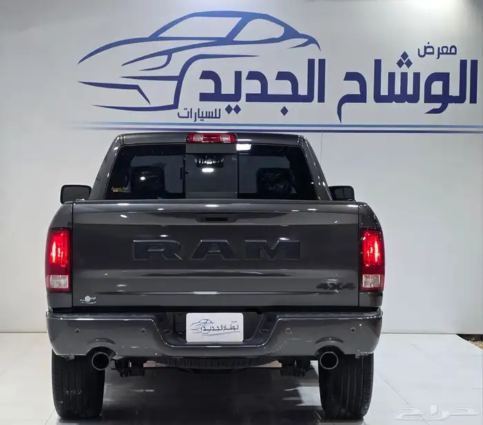 دوج رام 1500 كلاسيك هيمي 2022 2