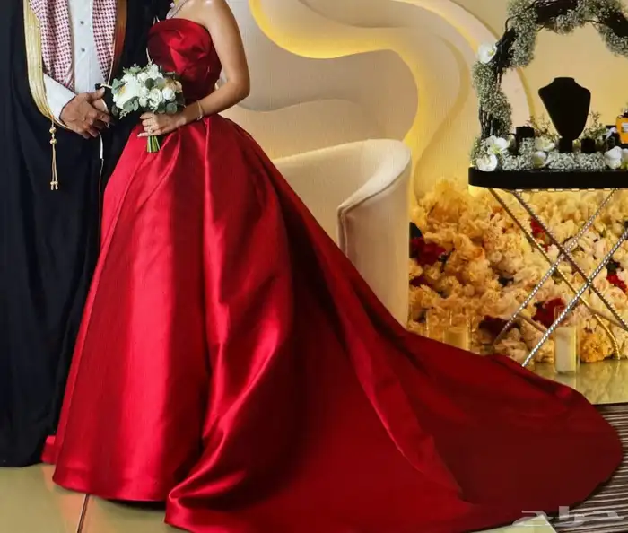 فستان ملكه 1