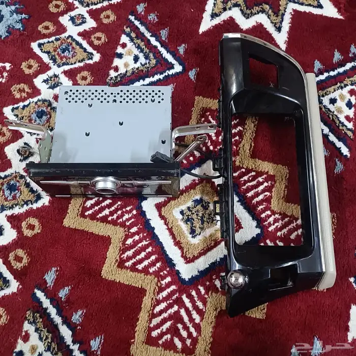 شاشه و ديكور كورلا 2