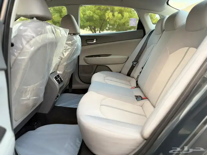 كيا اوبتيما 2017سوح نظيفة جدا 27