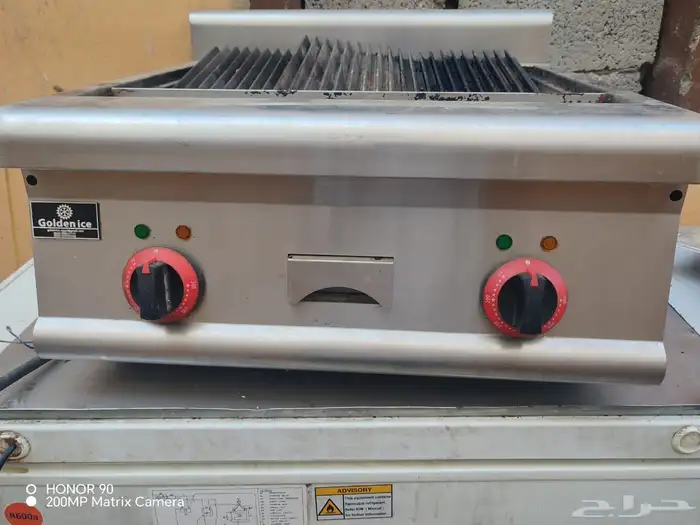 معدات مستعملة للبيع 0