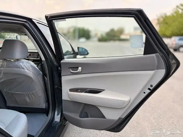 كيا اوبتيما 2017سوح نظيفة جدا 26