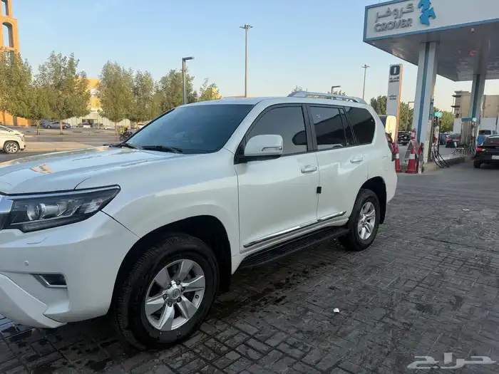 جيب برادو نضيف للبيع 0