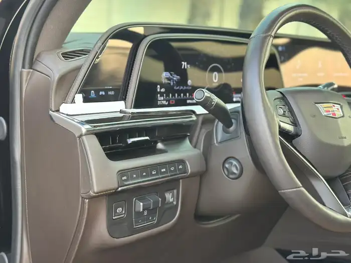 كاديلاك اسكاليد بريميوم سبورت 2024 شبه جديد 18