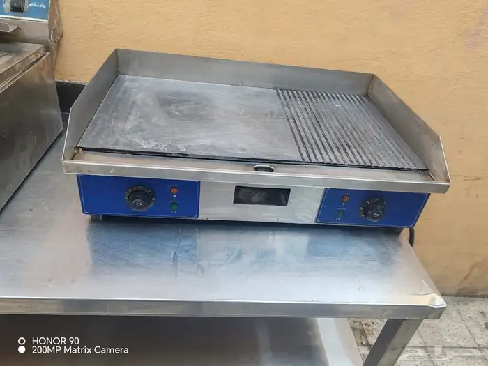 معدات مستعملة للبيع 5