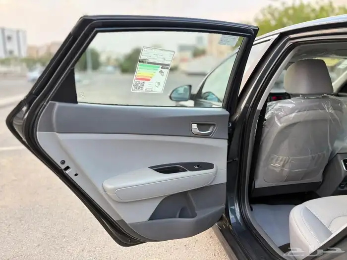 كيا اوبتيما 2017سوح نظيفة جدا 30