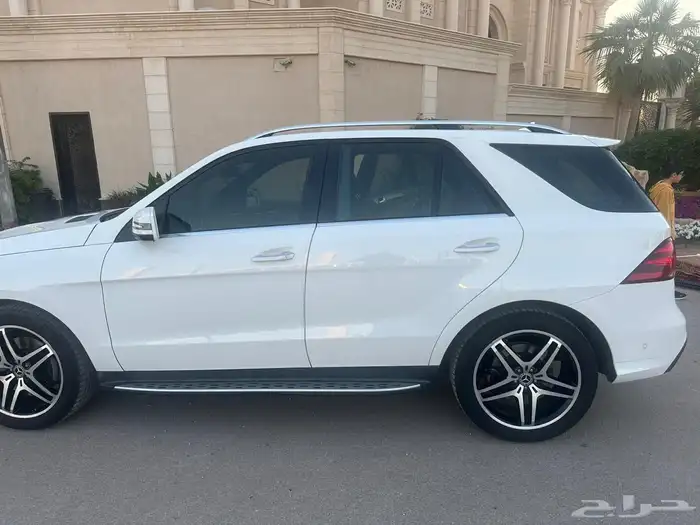 مرسيدس GLE 400 9