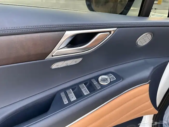 جنسس 2020 GV80 ديزل 21