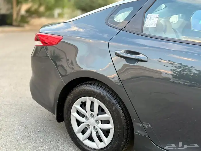 كيا اوبتيما 2017سوح نظيفة جدا 10