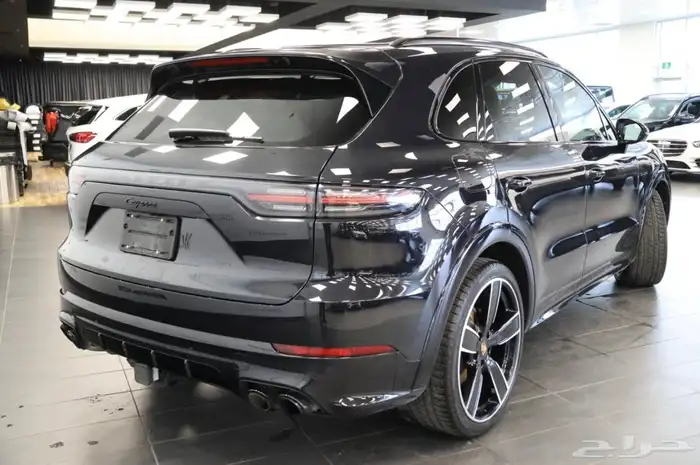 بورش كايين هايبرد 2022 1