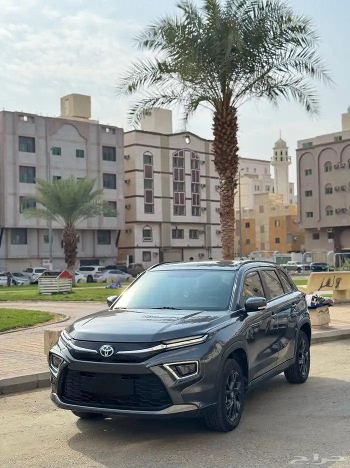 تويوتا اوربان كروزر 2023 GL بحالة الوكالة 2