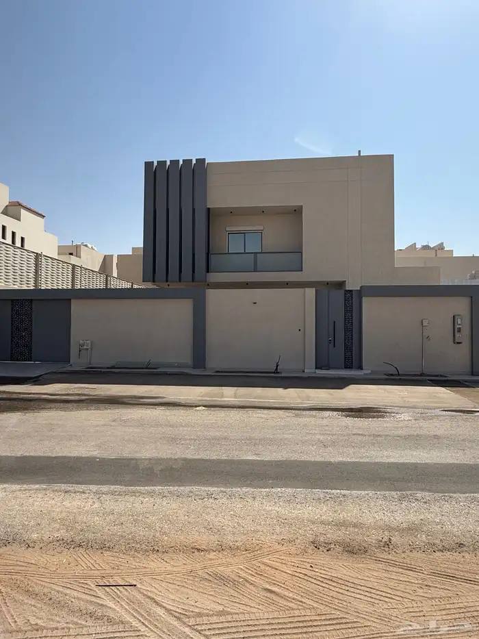 فلة حي الربوة مساحة 482 5