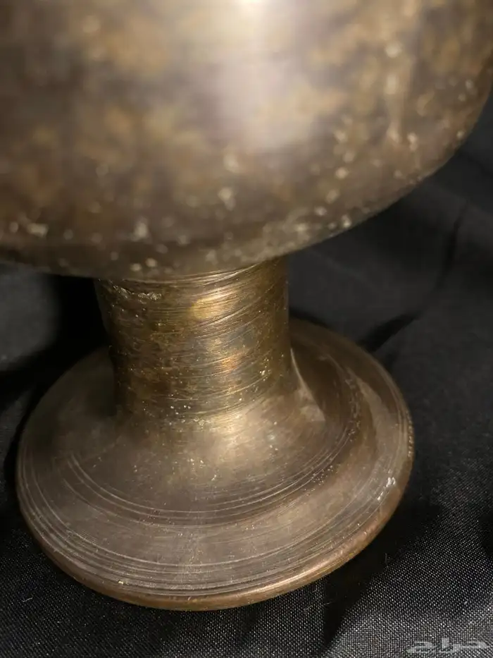 نجر تراثي قديم محزز نحاس أحمر مقاس وسط بدون يد 2