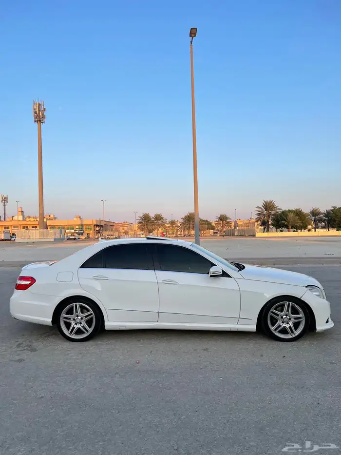 للبيع مرسيدس E350 مديل 2013 7