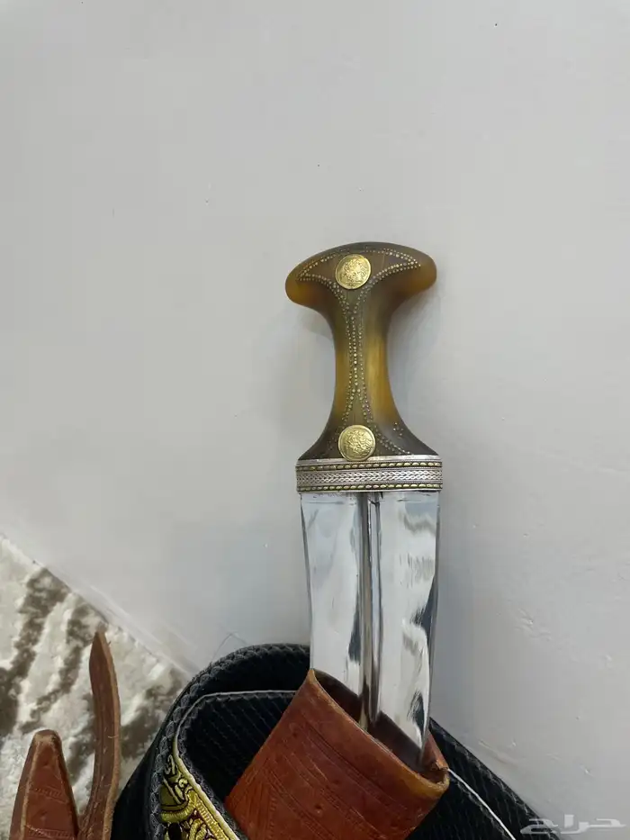 جنبيةوتر كفوا للبيع علا السوم ملي حد 1