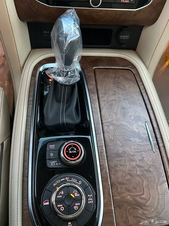 باترول نيسان بلاتينيوم 2020 فل كامل 27